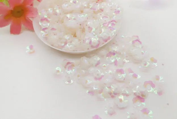 A1 Dikiş malzemeleri El dikiş 6mm şeffaf kristal inci parça erik çiçeği sequins için uygun düğün elbisesi