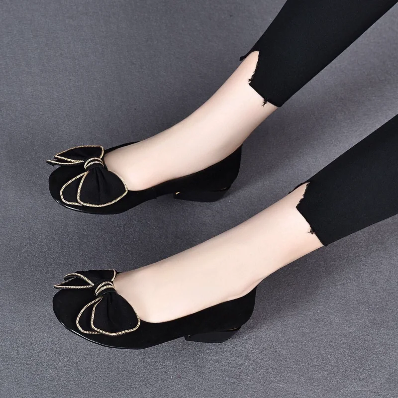 Düz ayakkabı kadın Moda Kelebek Yuvarlak Ayak Slip-on Parti Yumuşak PU Deri Boyutu 40 Sığ Bayanlar Flats Ayakkabı Kadınlar için E939